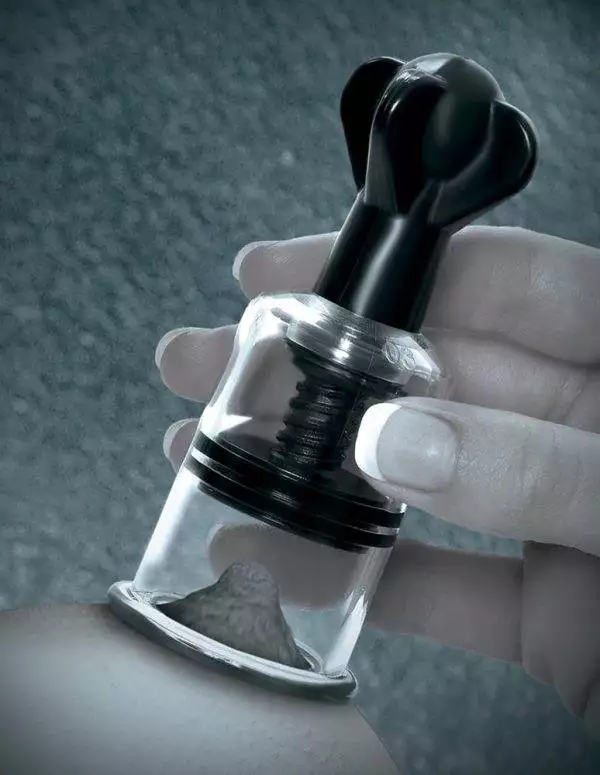 Fetish Fantasy Super Suckers - Nippel-Sauger mit Drehmechanismus schwarz/transparent