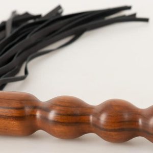 ZADO Leder Flogger Wood - Handlicher Flogger mit weichen Riemen braun/schwarz