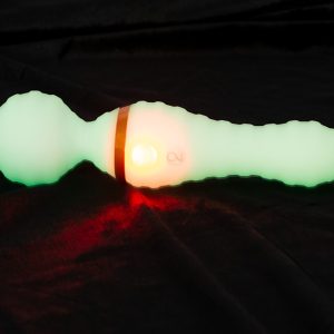 You2Toys Glow in the Dark Wand Vibrator - Leuchtender Massager