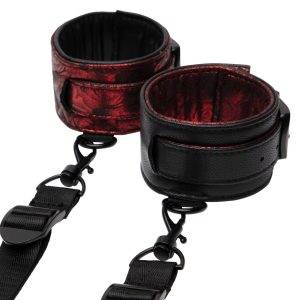 Fifty Shades of Grey - Bettfessel-Set Sweet Anticipation Under Mattress Restraint Set - Schwarz/Rot - Verstellbar - Bondage-Playground Fifty Shades of Grey - Bettfessel-Set Sweet Anticipation Under Mattress Restraint Set - Schwarz/Rot - Verstellbar - Bondage-Playground – C