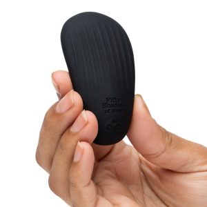 Fifty Shades of Grey - Sensation Clitoral Vibrator, Wasserdicht, USB-Wiederaufladbar, 20 Vibrationsmodi Fifty Shades of Grey - Sensation Clitoral Vibrator, Wasserdicht, USB-Wiederaufladbar, 20 Vibrationsmodi – D