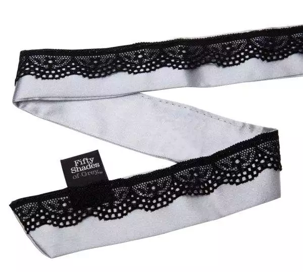 Fifty Shades of Grey - Sweet Play Nice Satin Collar & Nipple Clamps