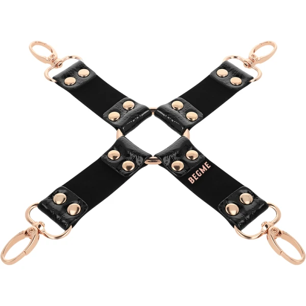 Begme Black Edition vegan leren hog-tie voor bondage