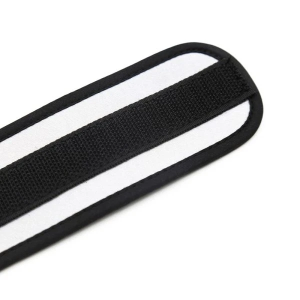 Ohmama Fetish Handgelenkmanschetten aus Neopren und Metall, grau