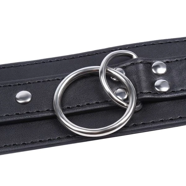 Ohmama O-ring-verschlossene Handgelenk Fesseln für Bondage