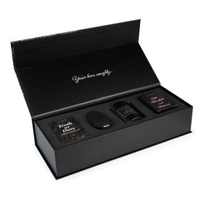 JE Joue Het Stoute Cadeauset met Mimi-vibrator, massagekaars en accessoires JE Joue Het Stoute Cadeauset met Mimi-vibrator, massagekaars en accessoires - Afbeelding 2