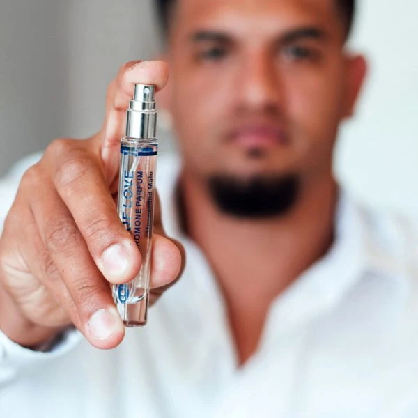 EYE OF Love Unscented Male Pheromonspray voor mannen, geurloos