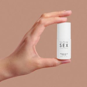 Bijoux Slow SEX massage oil with CBD for more pleasure, 30 ml Bijoux Slow SEX massage oil with CBD for more pleasure, 30 ml - Image 3