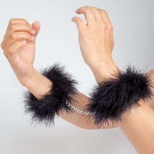 Secretplay 100% Fetish Feder-Handschellen zwart Secretplay 100% Fetish Feder-Handschellen zwart - Afbeelding 2