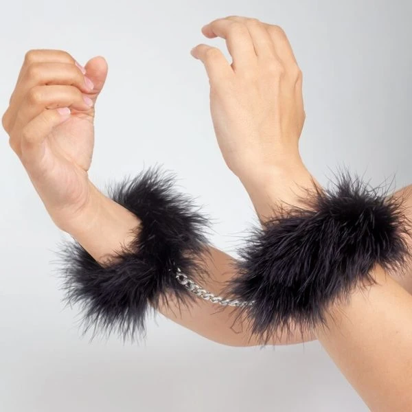 Secretplay 100% Fetish Feder-Handschellen zwart