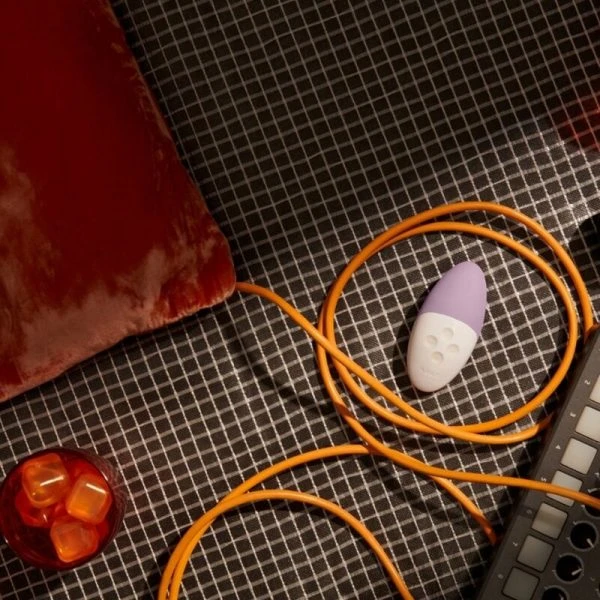 Lelo Siri 3 Clitorismassageapparaat met SoundSense-technologie Calm Lavendel Lelo Siri 3 Clitorismassageapparaat met SoundSense-technologie Calm Lavendel