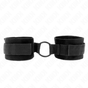 Kink Wrist Restraint Bont-Handboeien met O-Ring Zwart Kink Wrist Restraint Bont-Handboeien met O-Ring Zwart - Afbeelding 2