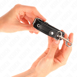 Kink Wrist Restraint Mini-armbanden met klinknagels, zwart, verstelbaar Kink Wrist Restraint Mini-armbanden met klinknagels, zwart, verstelbaar - Afbeelding 4