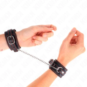 Kink Wrist Restraint black with red lining adjustable