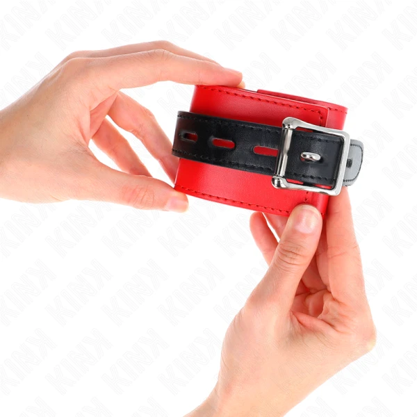Kink Wrist Restraint Handboei rood met zwarte riem verstelbaar Kink Wrist Restraint Handboei rood met zwarte riem verstelbaar