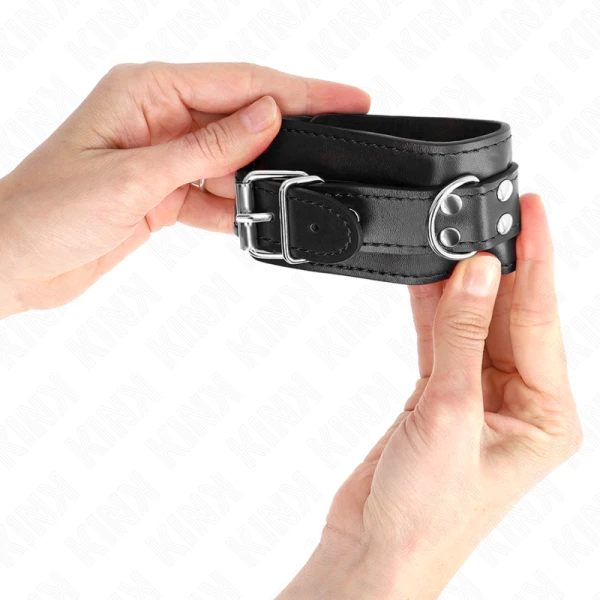 Kink Wrist Restraint Polsboeien van leer zwart verstelbaar Kink Wrist Restraint Polsboeien van leer zwart verstelbaar