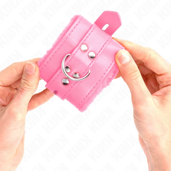 Kink Pelzgefütterte Handgelenkfesseln mit Gürtel, Rosa Kink Pelzgefütterte Handgelenkfesseln mit Gürtel, Rosa
