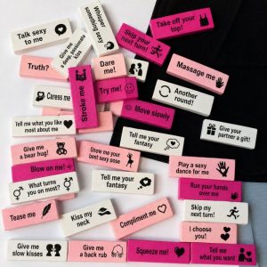 Diverty SEX Diablo Picante Verleidingsspel met 16 Houten Blokjes Diverty SEX Diablo Picante Verleidingsspel met 16 Houten Blokjes - Afbeelding 1