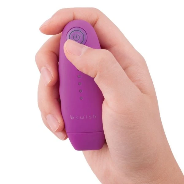 B Swish Bnaughty Classic Unleashed Kogelvibrator met Afstandsbediening, Lila
