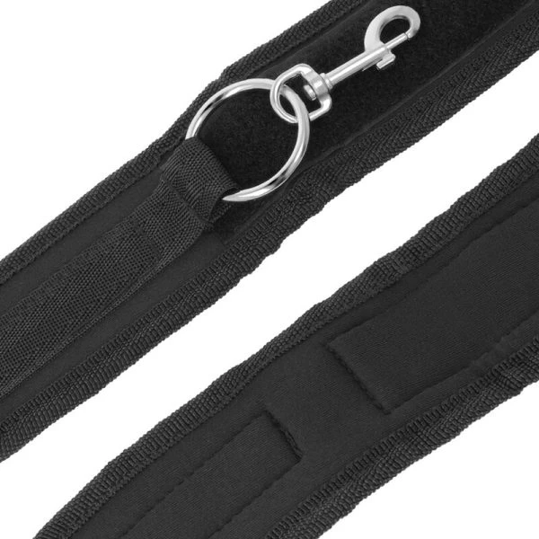 Darkness Bondage Handboeien van neopreen met binnenvoering