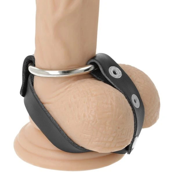 Darkness Bondage BDSM-Penis- en Balring van Metaal met Knopen, zwart Darkness Bondage BDSM-Penis- en Balring van Metaal met Knopen, zwart