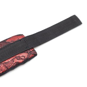 Ohmama Fetish Handboeien van fluweel met nylonband rood-zwart Ohmama Fetish Handboeien van fluweel met nylonband rood-zwart - Afbeelding 7