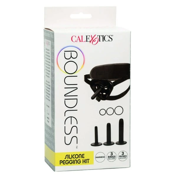 Calexotics Boundless Siliconen Pegging-set met 3 inlegstukken en universeel harnas