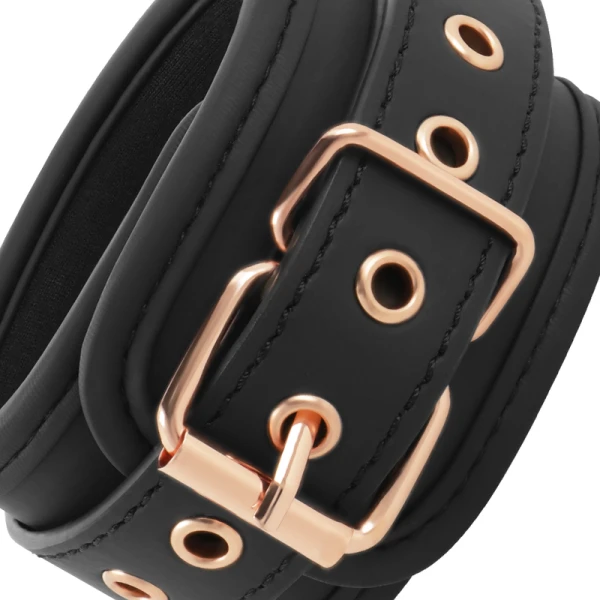 Coquette Chic Desire Fantasy-Handschellen van vegan leer met neopreen voering