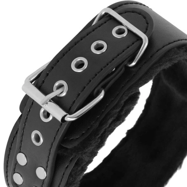Darkness gevoerde halsketting met titanium ketting, zwart