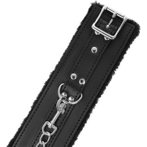 Darkness zwart gevoerde BDSM-handboeien met nepbont Darkness zwart gevoerde BDSM-handboeien met nepbont - Afbeelding 4