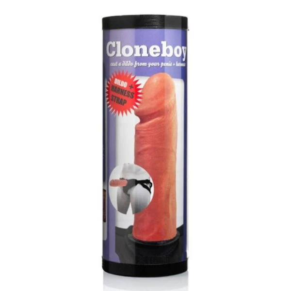 img_134927_8b50de593e2d1091a1ae235649eddf93_1.jpg Cloneboy Dildo-maakset met riem en zuignap