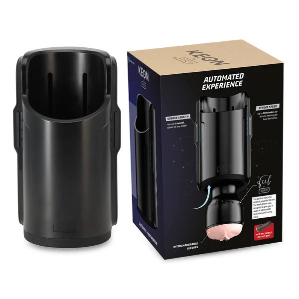Kiiroo Keon automatische masturbator met Feel Nicolette Shea Stroker en glijmiddel